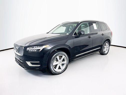 2024 Volvo XC90 Core Bright Theme