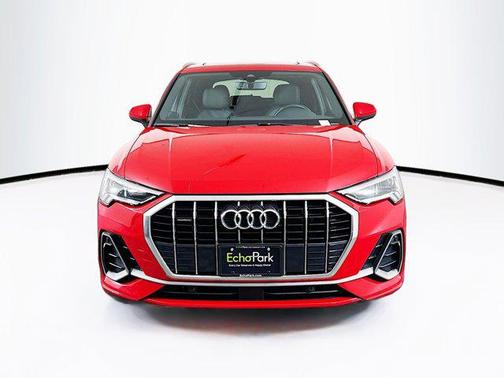 2024 Audi Q3 S line Premium