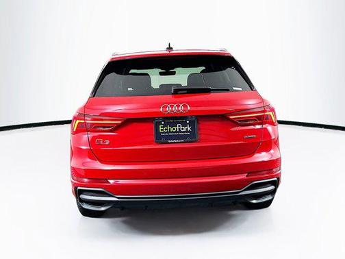 2024 Audi Q3 S line Premium