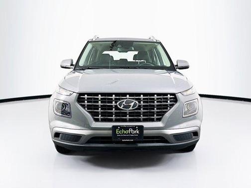 2021 Hyundai VENUE SEL