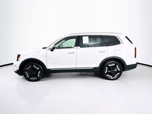 Glacial White Pearl 2025 Kia Telluride S