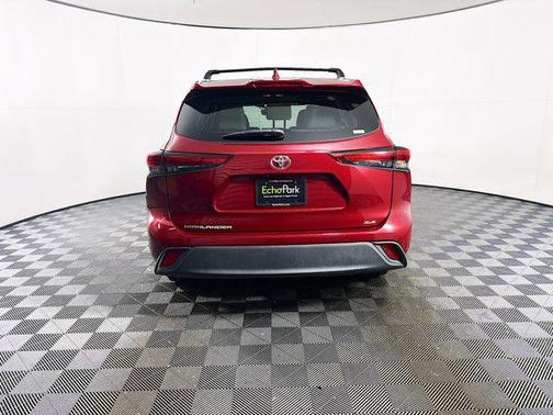 Ruby Flare Pearl 2021 Toyota Highlander XLE