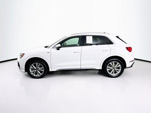 2024 Audi Q3 S line Premium