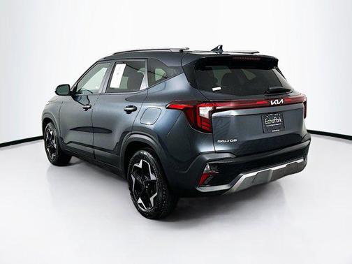 Gravity Gray 2025 Kia Seltos S