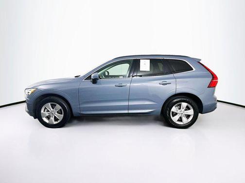 2022 Volvo XC60 Momentum