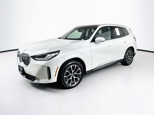 Mineral White Metallic 2026 BMW X3 30 xDrive