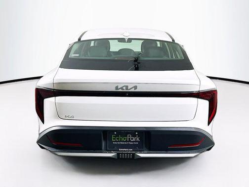 Snow White Pearl 2025 Kia K4 LXS