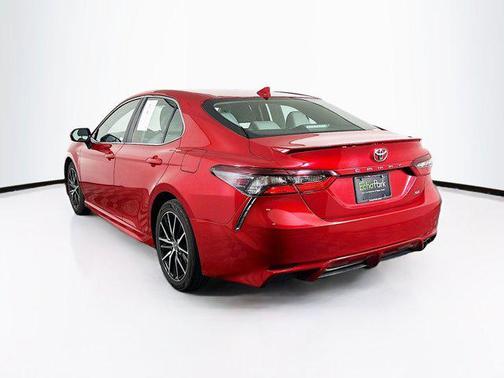 Supersonic Red 2021 Toyota Camry SE