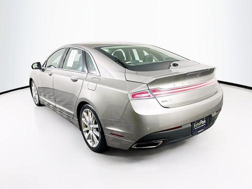 Luxe Metallic 2016 Lincoln MKZ Hybrid Base