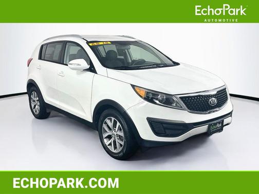Clear White 2015 Kia Sportage LX