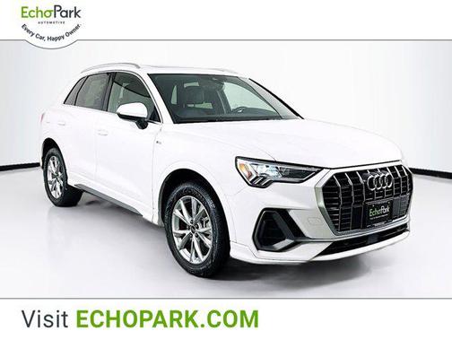 2023 Audi Q3 S line Premium