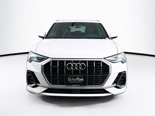 2023 Audi Q3 S line Premium
