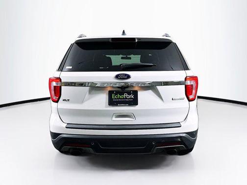 Oxford White 2019 Ford Explorer XLT