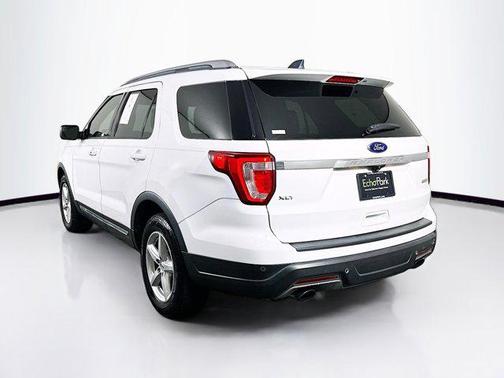 Oxford White 2019 Ford Explorer XLT