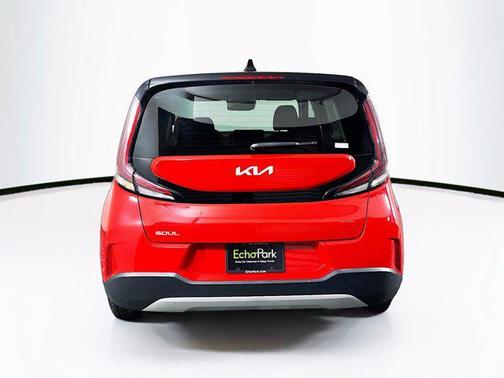 2024 Kia Soul LX
