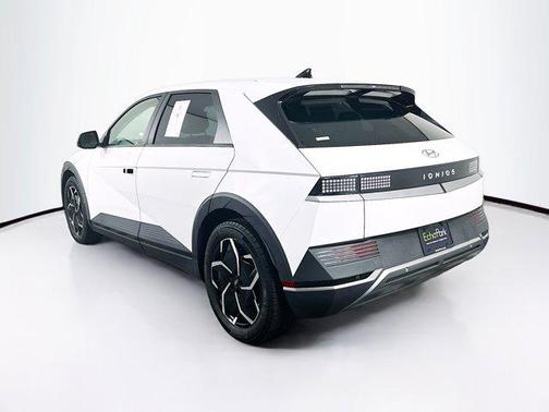 Atlas White 2024 Hyundai IONIQ 5 SE Standard Range