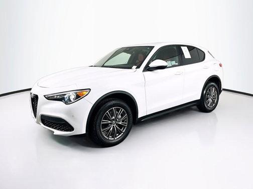 2023 Alfa Romeo Stelvio Sprint
