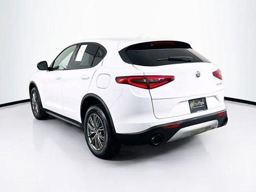 2023 Alfa Romeo Stelvio Sprint