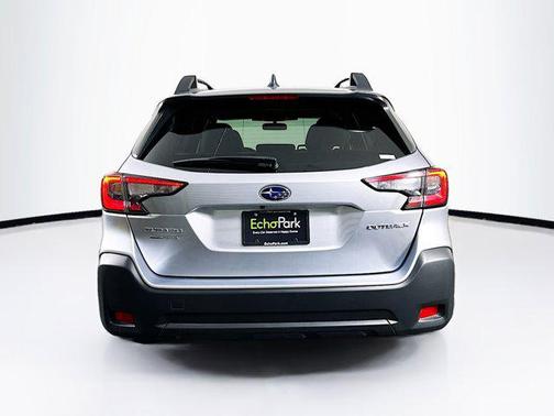 Ice Silver Metallic 2025 Subaru Outback Premium