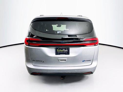 2021 Chrysler Pacifica Hybrid Touring L