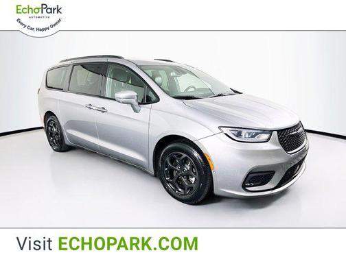 2021 Chrysler Pacifica Hybrid Touring L