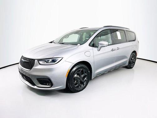 2021 Chrysler Pacifica Hybrid Touring L