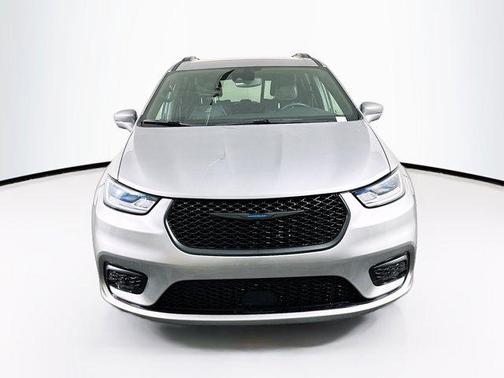 2021 Chrysler Pacifica Hybrid Touring L