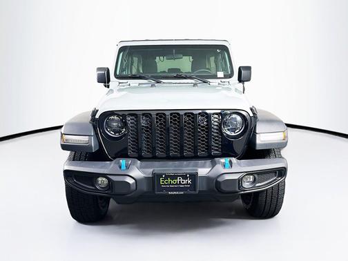 Earl Clearcoat 2023 Jeep Wrangler 4xe 4x4