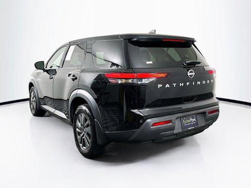 Super Black 2024 Nissan Pathfinder S