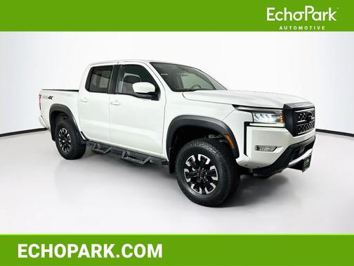 Glacier White 2024 Nissan Frontier PRO-4X