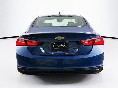 Lakeshore Blue Metallic 2024 Chevrolet Malibu LT