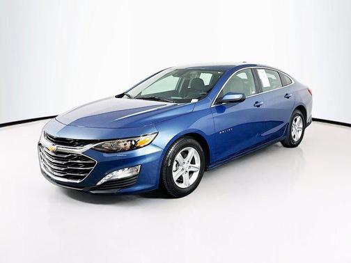 Lakeshore Blue Metallic 2024 Chevrolet Malibu LT