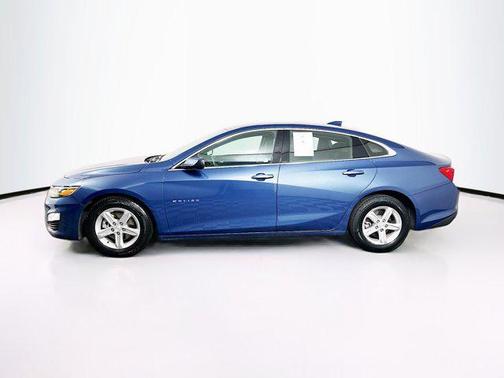 Lakeshore Blue Metallic 2024 Chevrolet Malibu LT