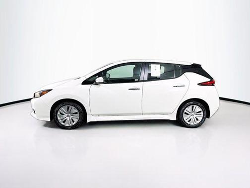 2023 Nissan Leaf S