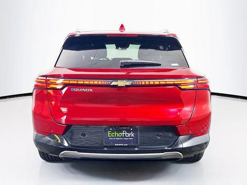 Radiant Red Tintcoat 2025 Chevrolet Equinox EV LT