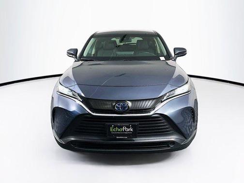 Coastal Gray Metallic 2021 Toyota Venza LE