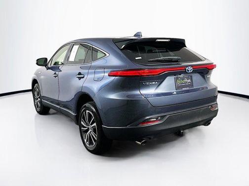 Coastal Gray Metallic 2021 Toyota Venza LE