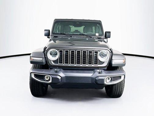 Granite Crystal Metallic Clearcoat 2025 Jeep Wrangler 4xe Sahara