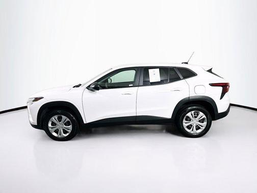 Summit White 2024 Chevrolet Trax LS