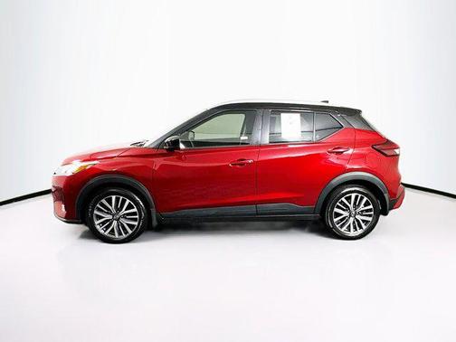Scarlet Ember Tintcoat/Super Black 2024 Nissan Kicks SV