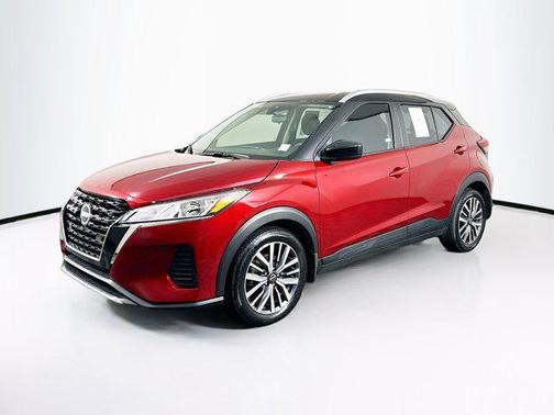 Scarlet Ember Tintcoat/Super Black 2024 Nissan Kicks SV
