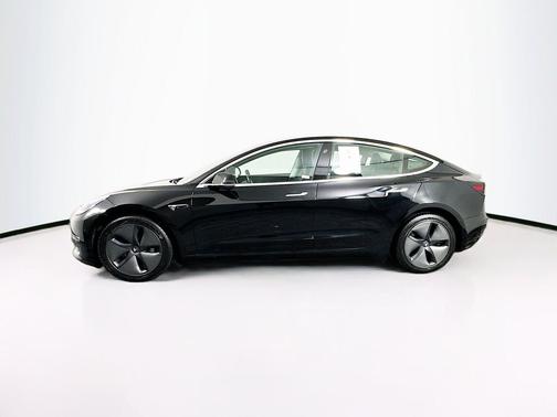 Black 2019 Tesla Model 3 Standard Range Plus