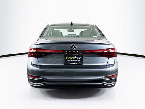 2025 Volkswagen Jetta 1.4T SE