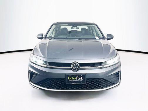 2025 Volkswagen Jetta 1.4T SE