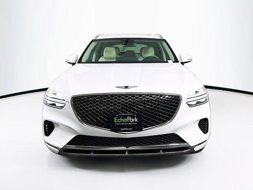 Alta White 2025 Genesis GV70 2.5T