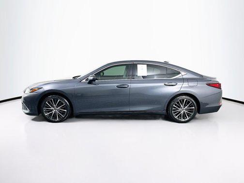 2022 Lexus ES 350 Base