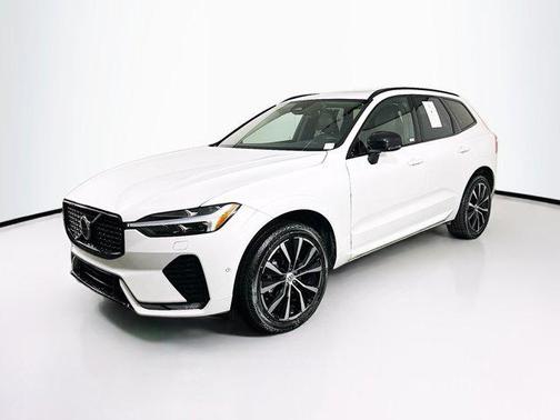 2025 Volvo XC60 Plus