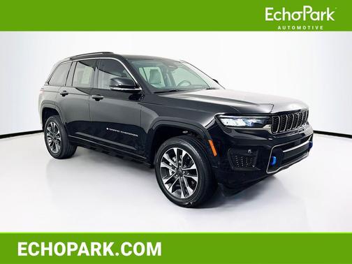 Diamond Black Crystal Pearlcoat 2022 Jeep Grand Cherokee 4xe Overland