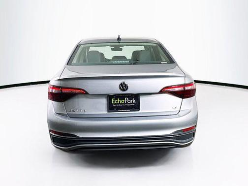 2024 Volkswagen Jetta 1.4T SE