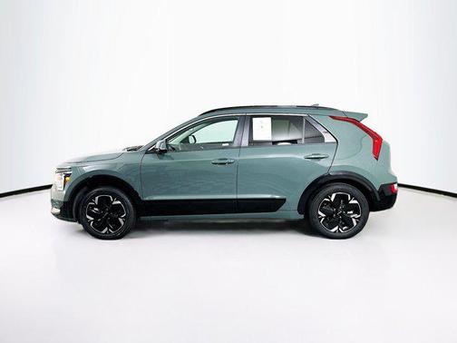 Cityscape Green 2023 Kia Niro EV Wind